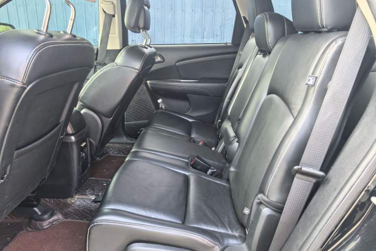 Used Dodge Journey 2016 2.4L Two-Wheel-Drive Touring Edition Exterior 9