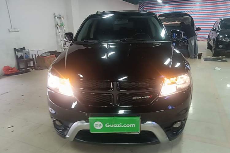 Used Dodge Journey 2016 2.4L Two-Wheel-Drive Touring Edition Front