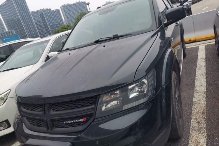 Used Dodge Journey 2016 2.4L Two-Wheel-Drive Touring Edition Front