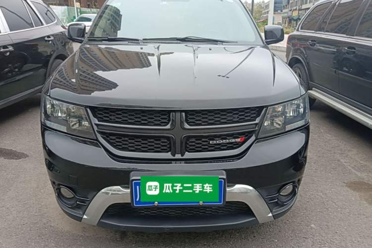 Used Dodge Journey 2016 2.4L Two-Wheel-Drive Touring Edition Front