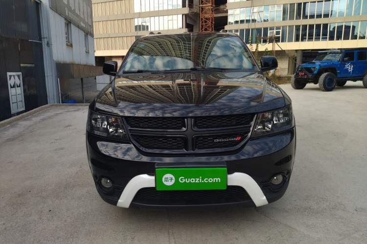Used Dodge Journey 2016 2.4L Two-Wheel-Drive Touring Edition Front