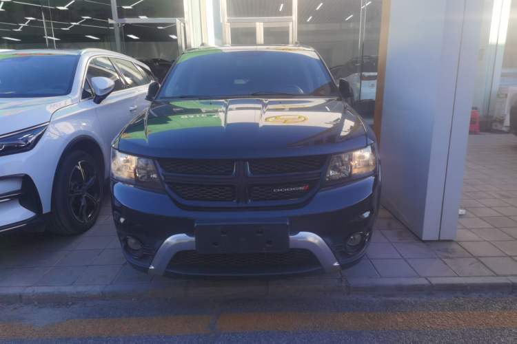 Used Dodge Journey 2016 2.4L Two-Wheel-Drive Touring Edition Front