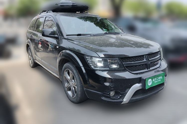 Used Dodge Journey 2016 2.4L Two-Wheel-Drive Touring Edition Front Right 45 Deg