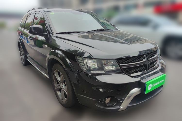 Used Dodge Journey 2016 2.4L Two-Wheel-Drive Touring Edition Front Right 45 Deg