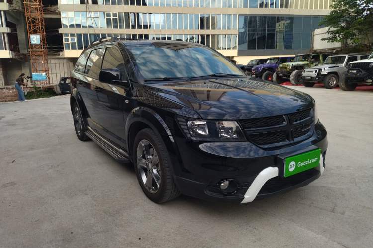 Used Dodge Journey 2016 2.4L Two-Wheel-Drive Touring Edition Front Right 45 Deg