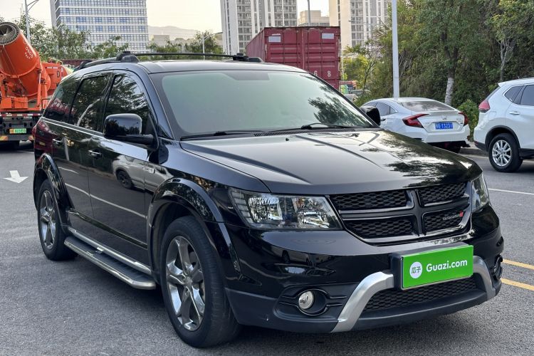 Used Dodge Journey 2016 2.0TD Four-Wheel Drive Touring Edition Front Right 45 Deg