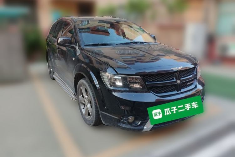 Used Dodge Journey 2016 2.0TD Four-Wheel Drive Touring Edition Front Right 45 Deg