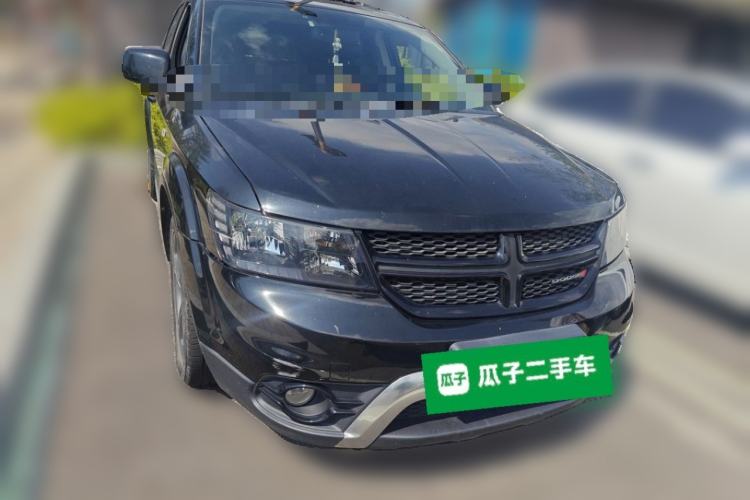 Used Dodge Journey 2016 2.4L Two-Wheel-Drive Touring Edition Front Right 45 Deg