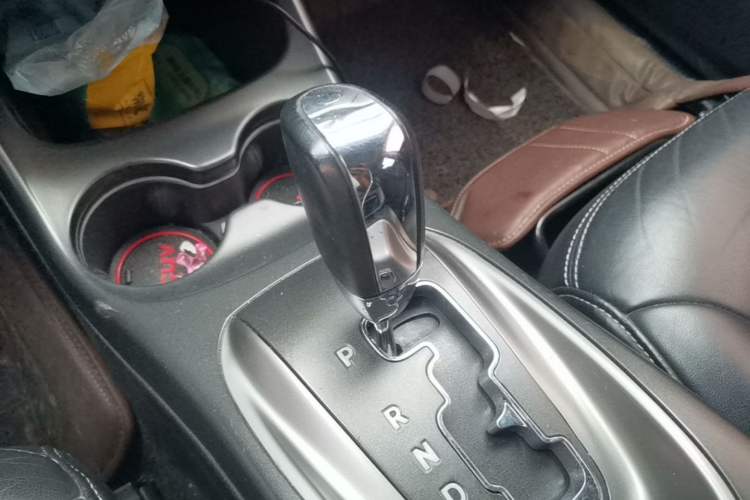 Used Dodge Journey 2016 2.4L Two-Wheel-Drive Touring Edition Gear Lever