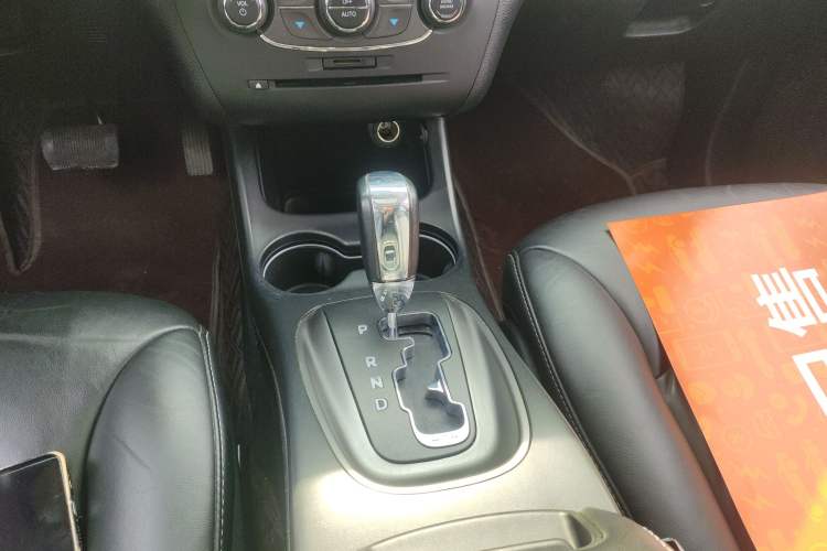 Used Dodge Journey 2016 2.4L Two-Wheel-Drive Touring Edition Gear Lever