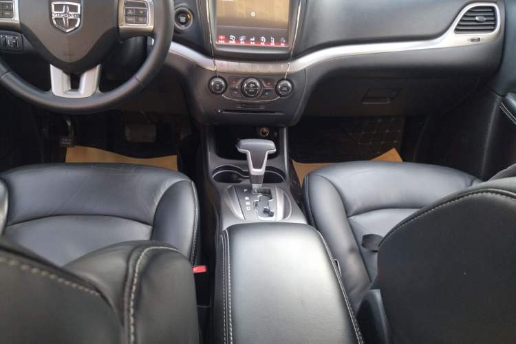 Used Dodge Journey 2016 2.4L Two-Wheel-Drive Touring Edition Gear Lever