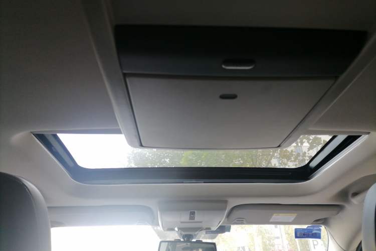 Used Dodge Journey 2016 2.4L Two-Wheel-Drive Touring Edition Headliner