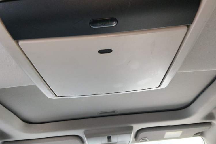 Used Dodge Journey 2016 2.4L Two-Wheel-Drive Touring Edition Headliner