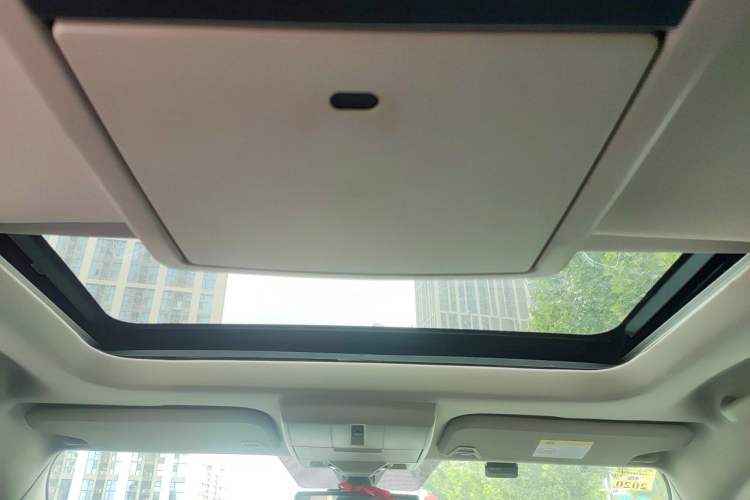 Used Dodge Journey 2016 2.4L Two-Wheel-Drive Touring Edition Headliner