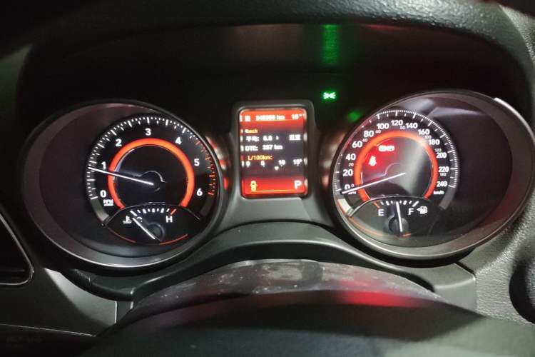 Used Dodge Journey 2016 2.0TD Four-Wheel Drive Touring Edition Instrument Cluster