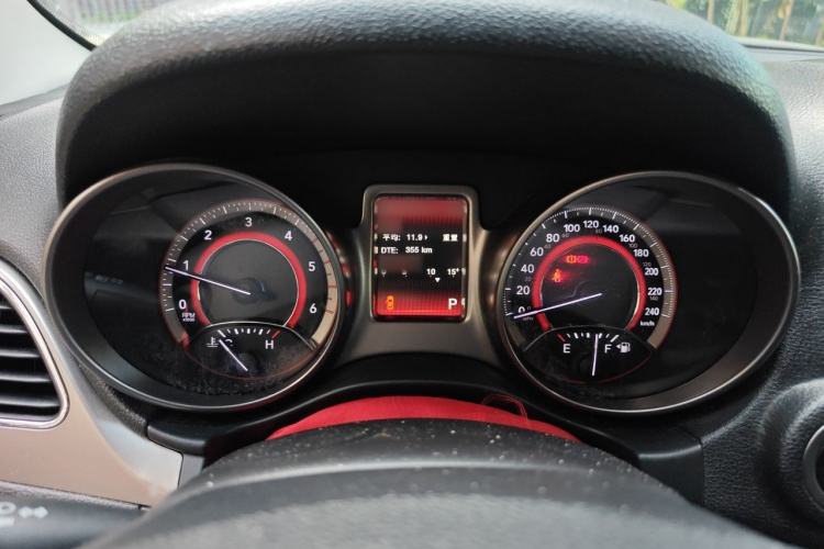 Used Dodge Journey 2016 2.0TD Four-Wheel Drive Touring Edition Instrument Cluster