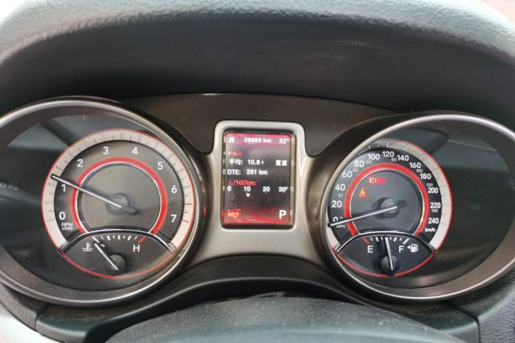Used Dodge Journey 2016 2.4L Two-Wheel-Drive Touring Edition Instrument Cluster