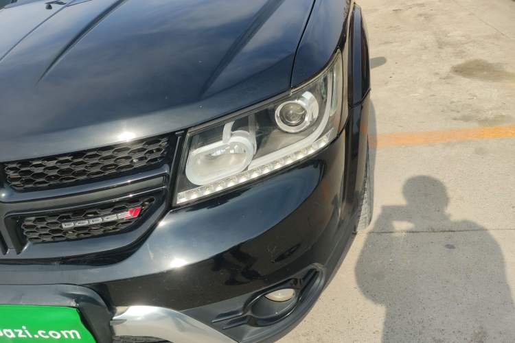 Used Dodge Journey 2016 2.4L Two-Wheel-Drive Touring Edition Left Front Headlight