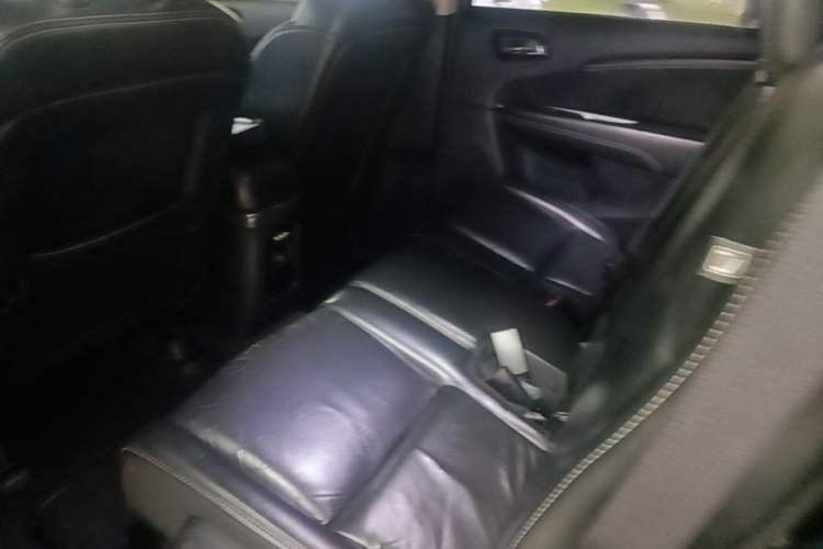 Used Dodge Journey 2016 2.4L Two-Wheel-Drive Touring Edition Left Rear Seat