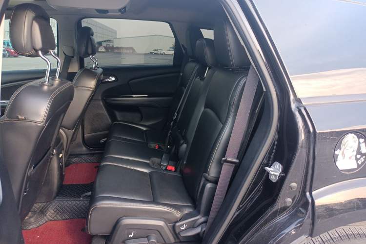 Used Dodge Journey 2016 2.4L Two-Wheel-Drive Touring Edition Left Rear Seat
