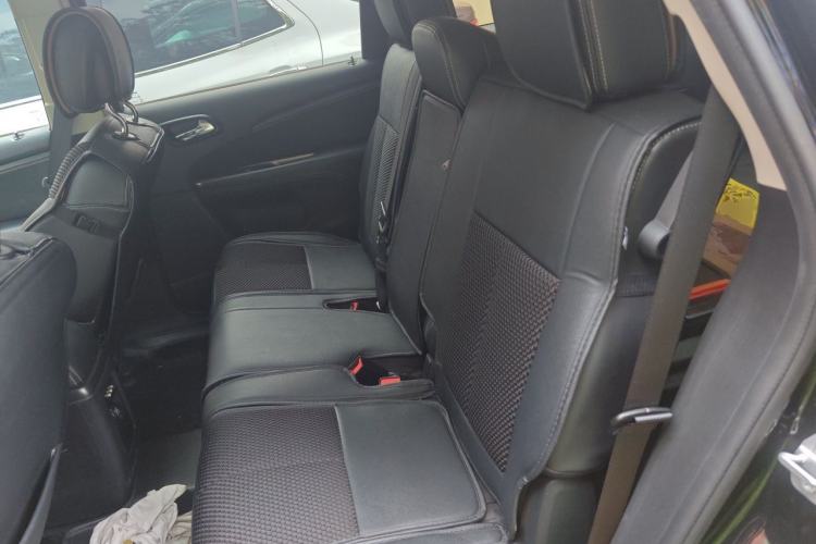 Used Dodge Journey 2016 2.4L Two-Wheel-Drive Touring Edition Left Rear Seat