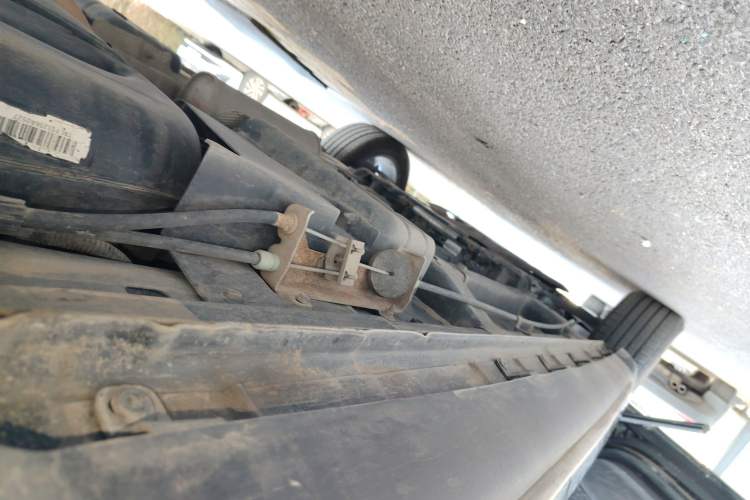 Used Dodge Journey 2016 2.4L Two-Wheel-Drive Touring Edition Left Side Sill