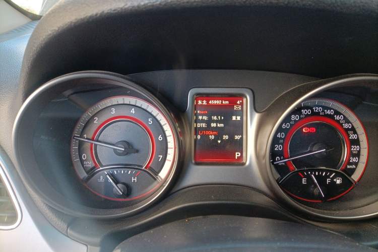 Used Dodge Journey 2016 2.4L Two-Wheel-Drive Touring Edition Odometer Close Up