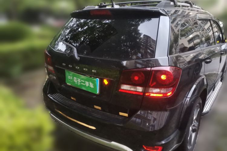 Used Dodge Journey 2016 2.4L Two-Wheel-Drive Touring Edition Rear