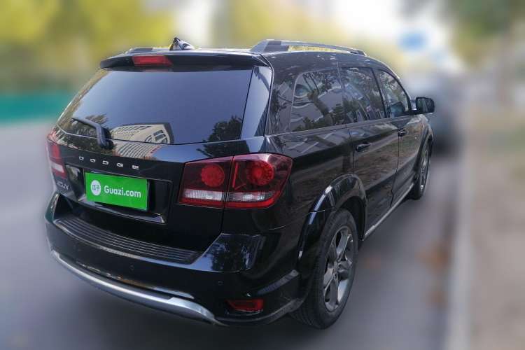 Used Dodge Journey 2016 2.4L Two-Wheel-Drive Touring Edition Rear Right 45 Deg