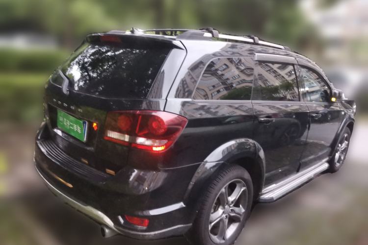 Used Dodge Journey 2016 2.4L Two-Wheel-Drive Touring Edition Rear Right 45 Deg
