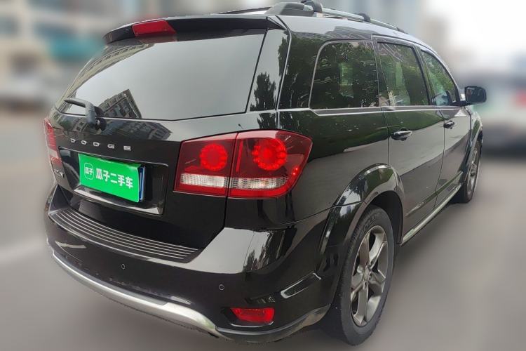 Used Dodge Journey 2016 2.4L Two-Wheel-Drive Touring Edition Rear Right 45 Deg