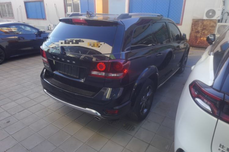 Used Dodge Journey 2016 2.4L Two-Wheel-Drive Touring Edition Rear Right 45 Deg