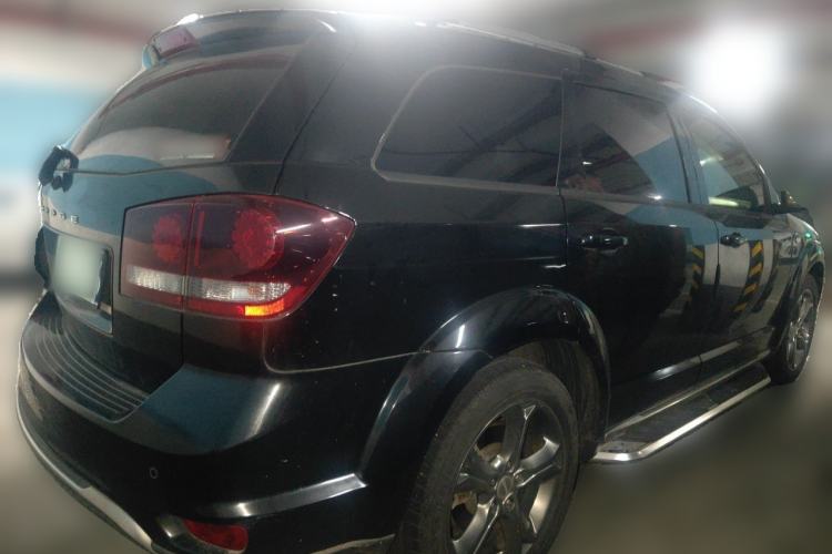 Used Dodge Journey 2016 2.4L Two-Wheel-Drive Touring Edition Rear Right 45 Deg