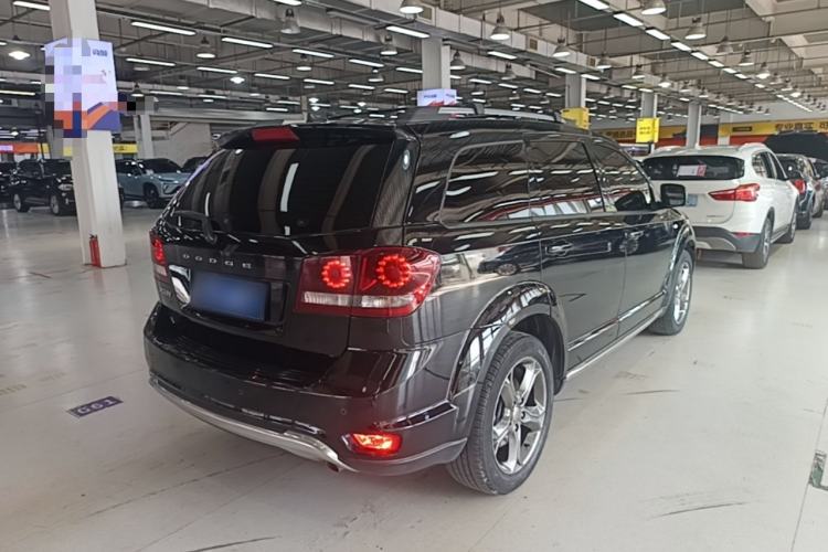 Used Dodge Journey 2016 2.4L Two-Wheel-Drive Touring Edition Rear Right 45 Deg