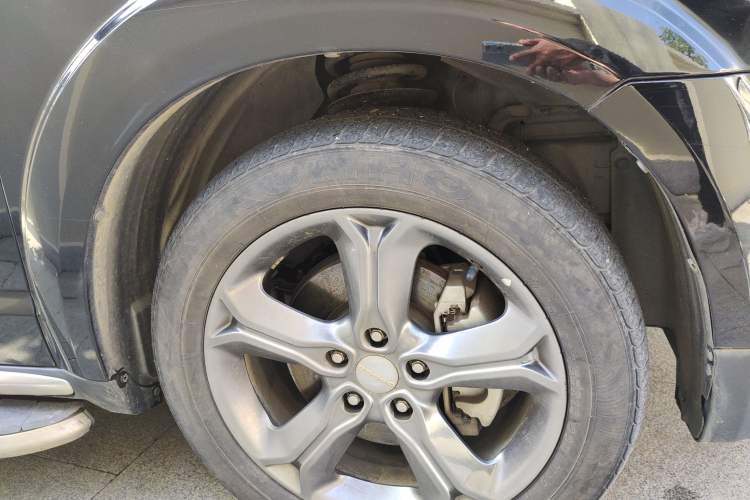 Used Dodge Journey 2016 2.0TD Four-Wheel Drive Touring Edition Right Front Wheel Hub