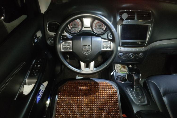 Used Dodge Journey 2016 2.4L Two-Wheel-Drive Touring Edition Steering Wheel