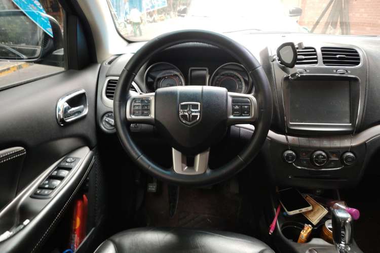 Used Dodge Journey 2016 2.4L Two-Wheel-Drive Touring Edition Steering Wheel