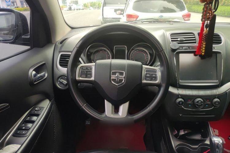 Used Dodge Journey 2016 2.4L Two-Wheel-Drive Touring Edition Steering Wheel