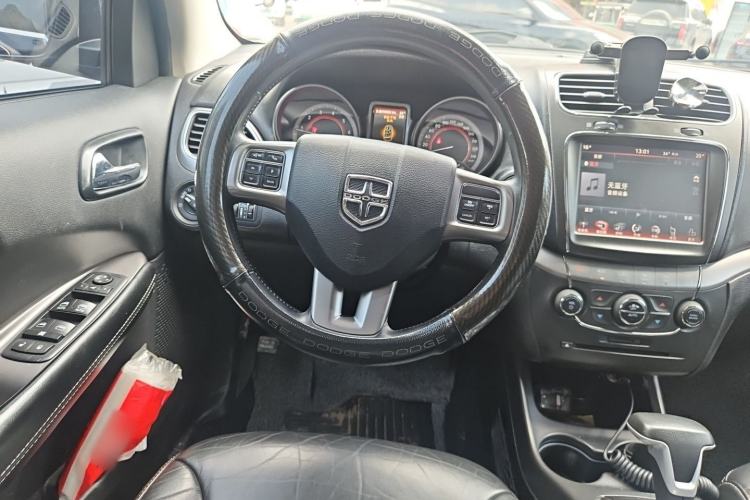 Used Dodge Journey 2016 2.4L Two-Wheel-Drive Touring Edition Steering Wheel