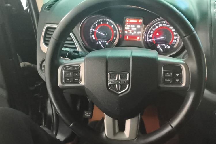 Used Dodge Journey 2016 2.4L Two-Wheel-Drive Touring Edition Steering Wheel