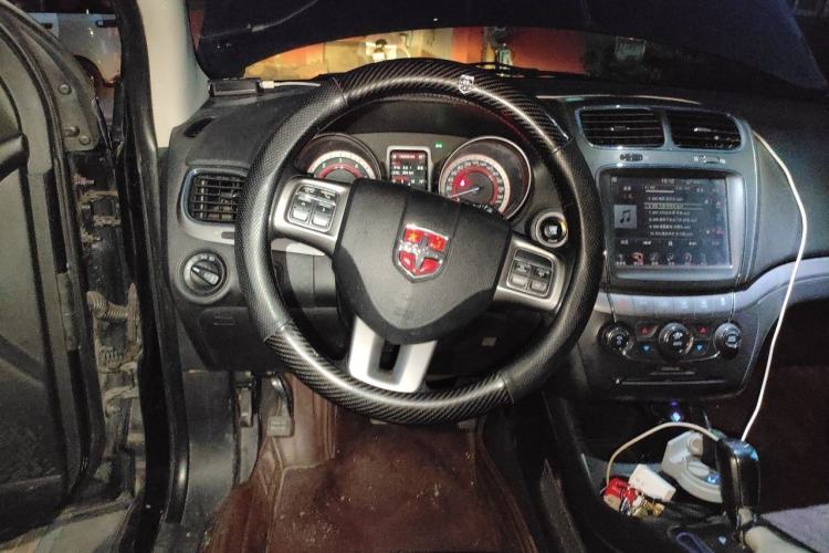 Used Dodge Journey 2016 2.0TD Four-Wheel Drive Touring Edition Steering Wheel