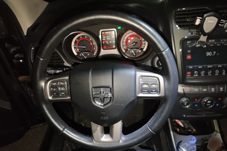 Used Dodge Journey 2016 2.4L Two-Wheel-Drive Touring Edition Steering Wheel