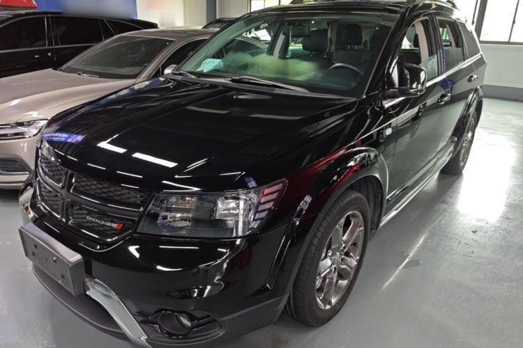 Used Dodge Journey 2016 2.4L Two-Wheel-Drive Touring Edition Guazi used car, China used car export, Used car for sale, Used Dodge cars, Cheapest cars for sale