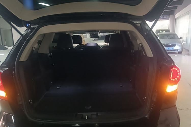 Used Dodge Journey 2016 2.4L Two-Wheel-Drive Touring Edition Trunk