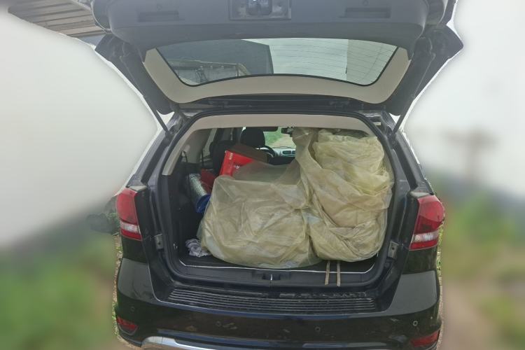 Used Dodge Journey 2016 2.4L Two-Wheel-Drive Touring Edition Trunk