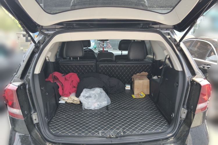 Used Dodge Journey 2016 2.4L Two-Wheel-Drive Touring Edition Trunk