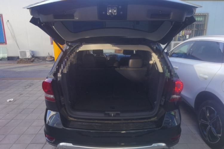 Used Dodge Journey 2016 2.4L Two-Wheel-Drive Touring Edition Trunk