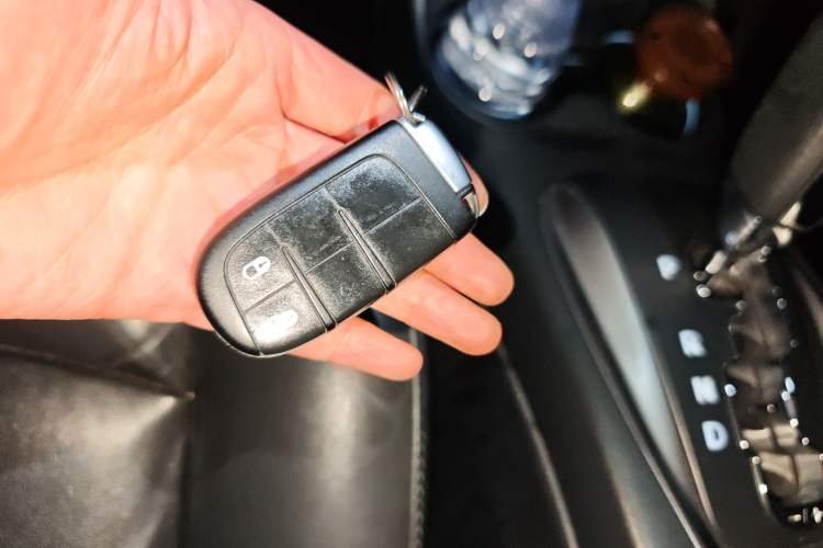 Used Dodge Journey 2016 2.4L Two-Wheel-Drive Touring Edition Vehicle Key
