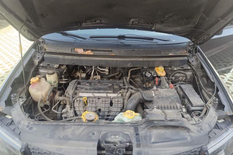 Used Dodge Journey 2016 2.4L Two-Wheel-Drive Touring Edition Engine Bay