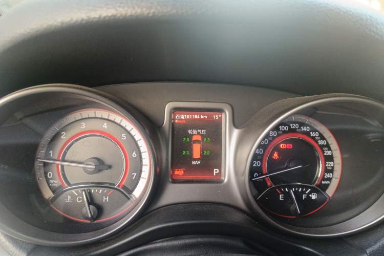 Used Dodge Journey 2016 2.4L Two-Wheel-Drive Touring Edition Odometer Close Up
